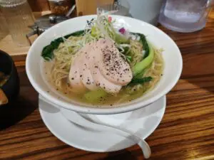 隱家拉麵 黃金雞湯拉麵