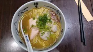 麵屋武藏 牡蠣魚介鹽味拉麵