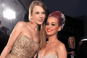 Taylor Swift 和 Katy perry 的合照