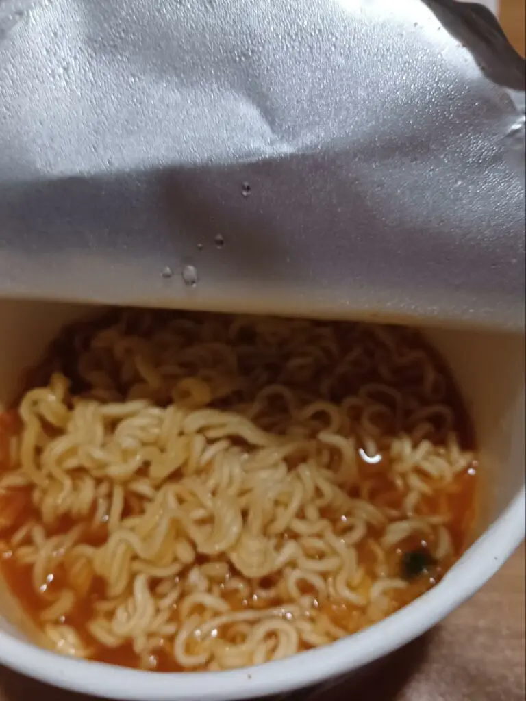 農心 泡菜碗麵 成品圖