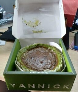 Yannick Uji Matcha Basque Cheesecake, what it looks like inside the opened box