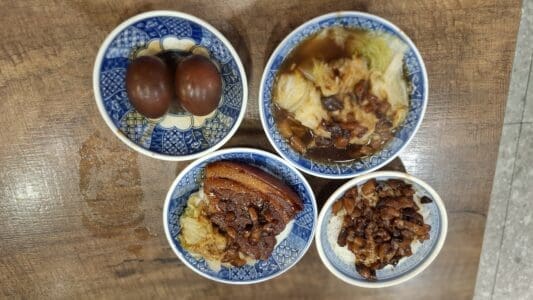 Xiaowang Zhugua - braised pork rice, minced pork rice, braised cabbage and duck egg